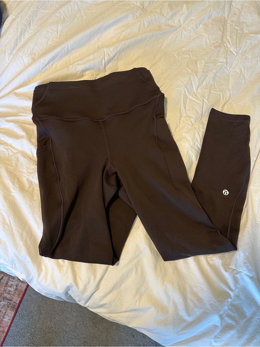 Lululemon Fast and Free High Rise Tight Pockets Legging in Espresso